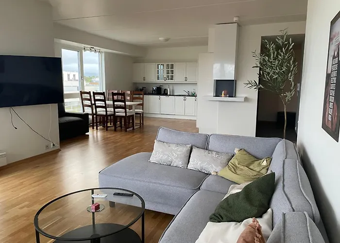 Penthouse In Διαμέρισμα *